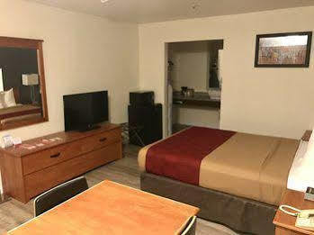 Econo Lodge University Arena Charlottesville Exteriör bild